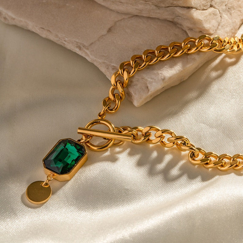 Buckle Necklace