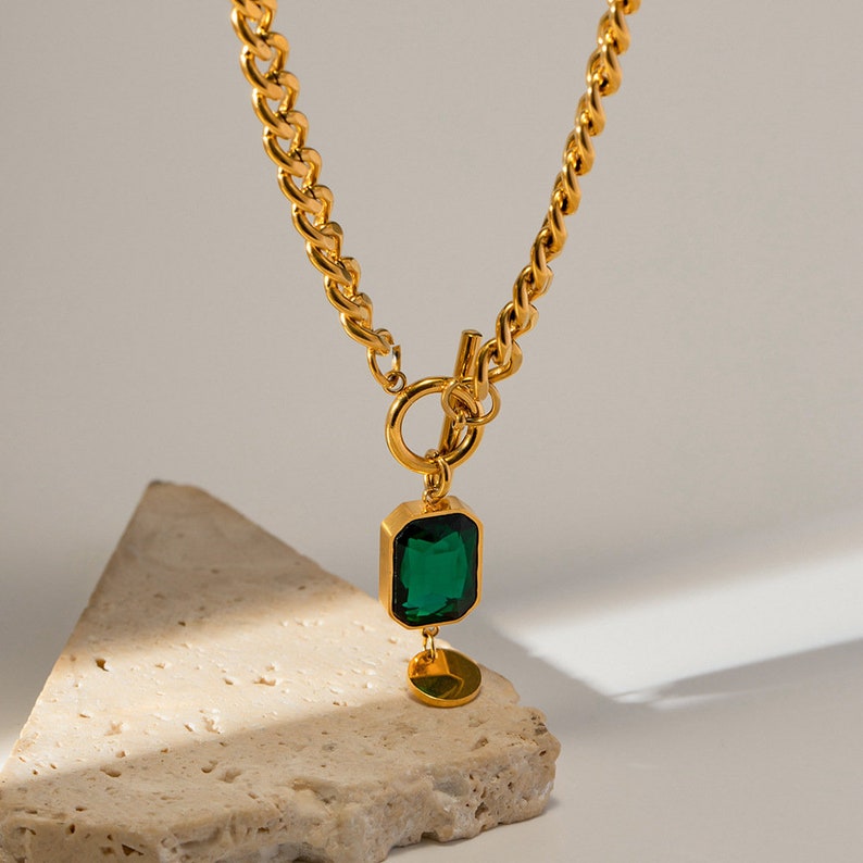 Buckle Necklace