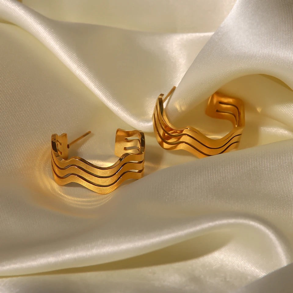 Wave Earring