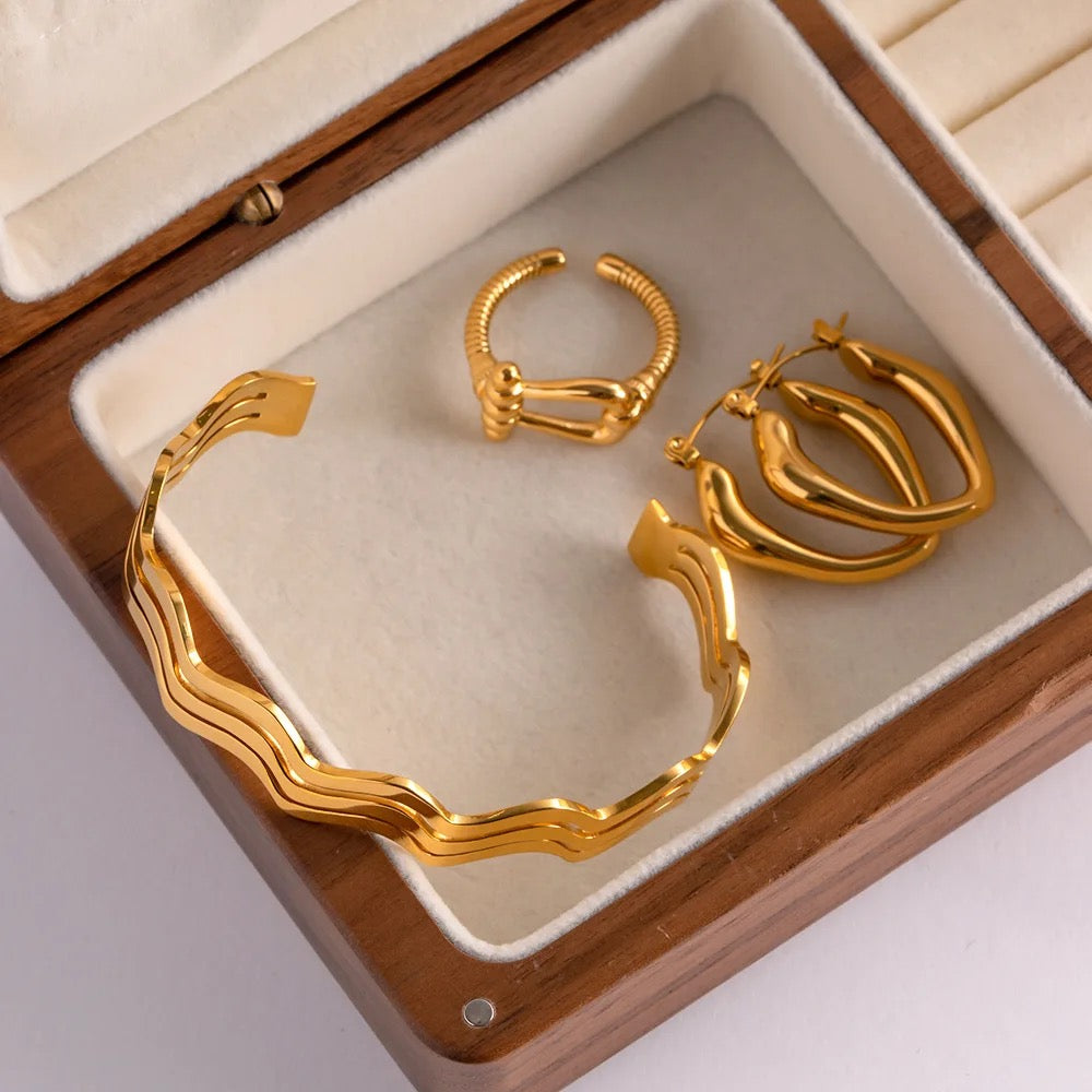 Wave Bracelet