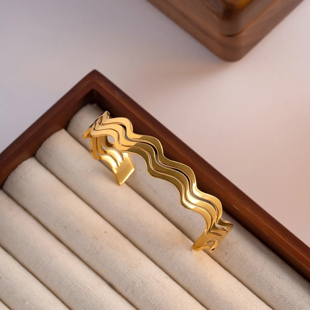 Wave Bracelet