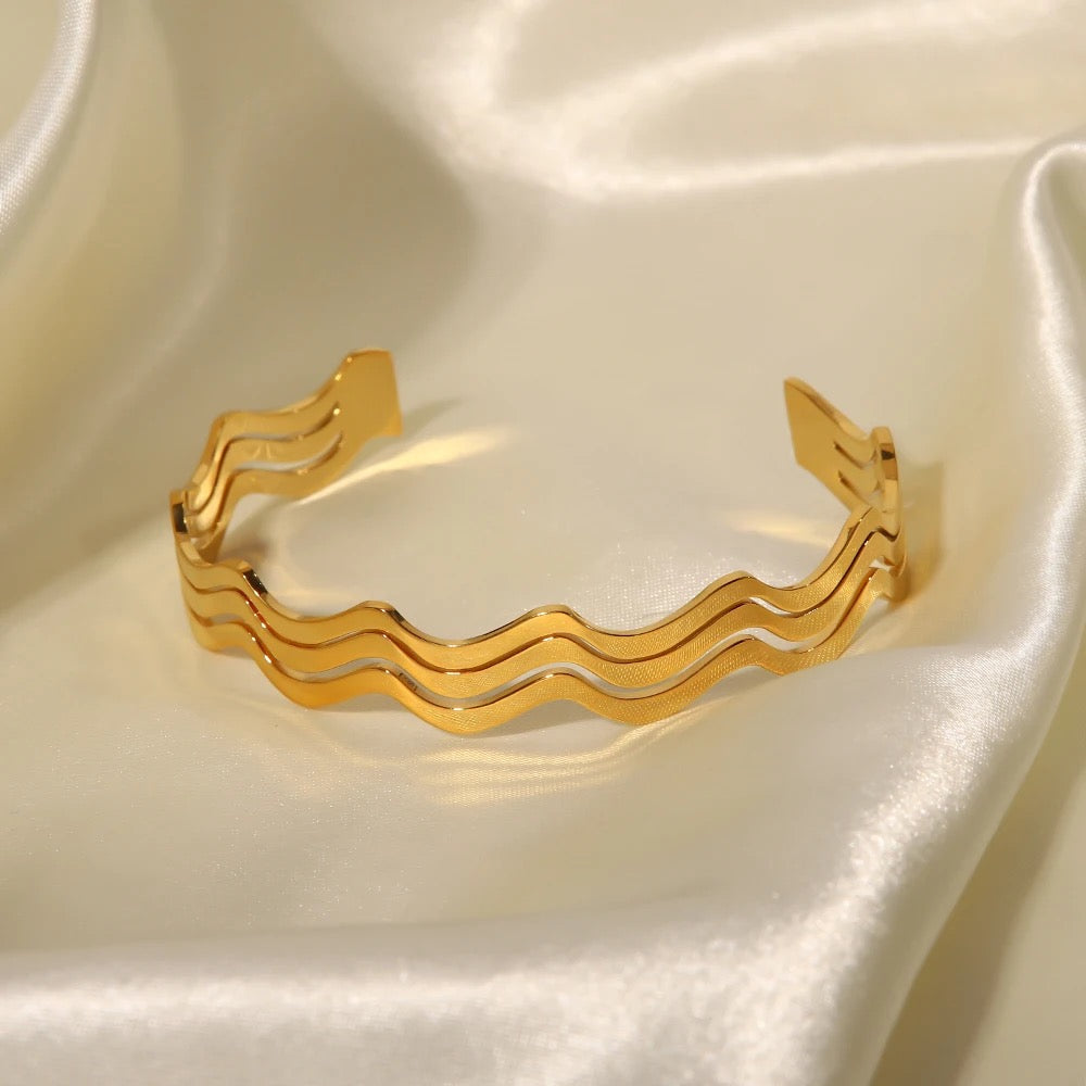 Wave Bracelet